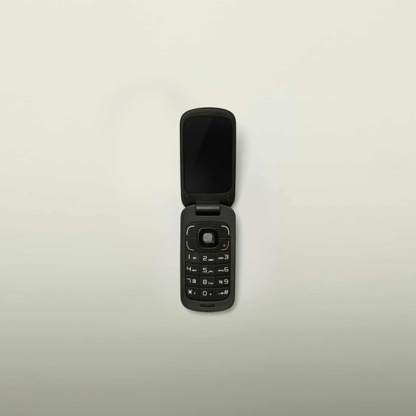 The first phone: at what age, and with what rules?